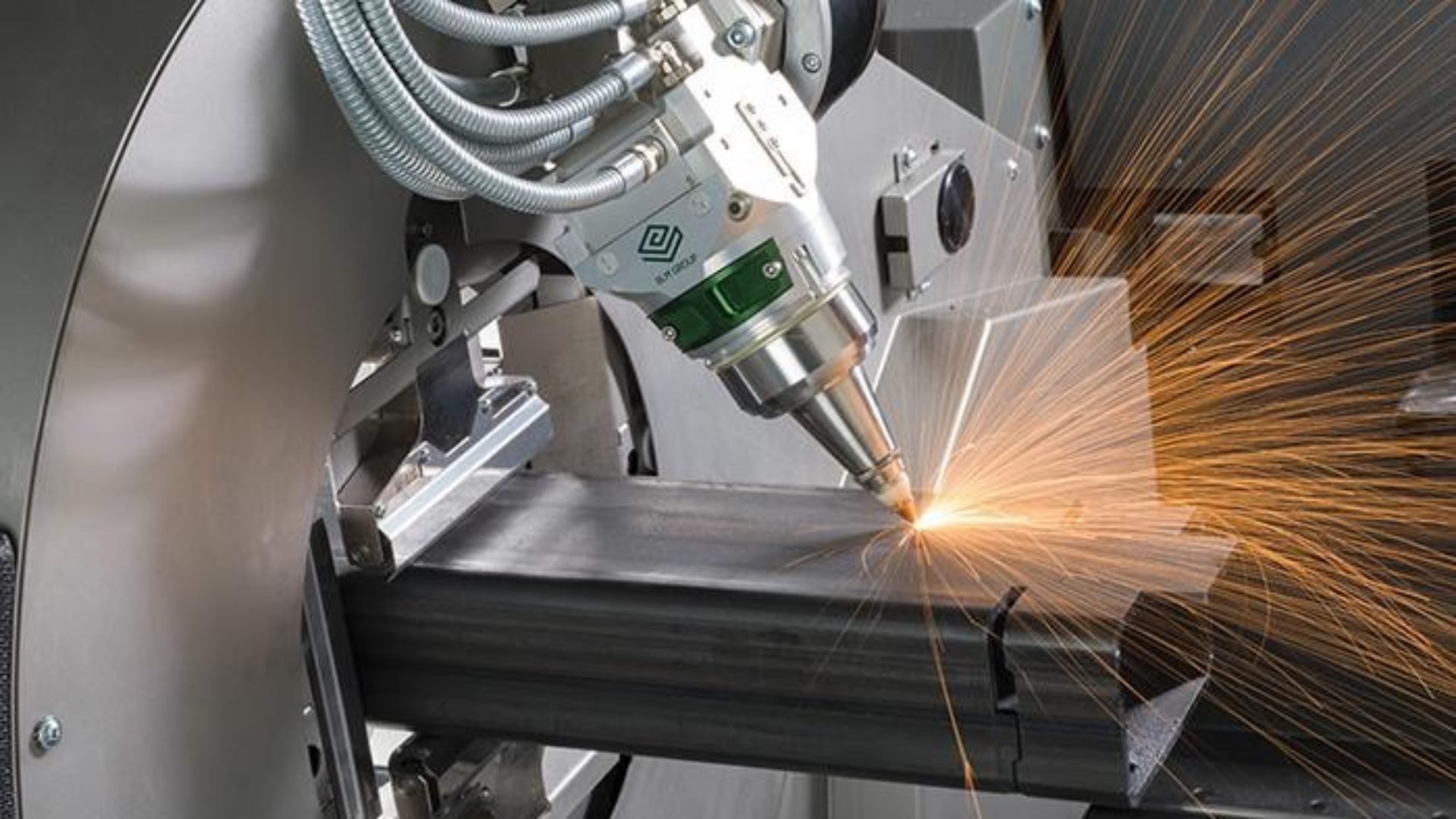 CMM laser, découpe laser de Tube et Tôle Façonnage du métal By CMM